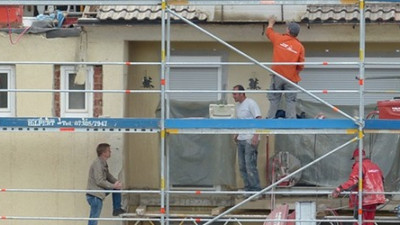 Dachdecker und Gerüstbauer haben ein hohes Berufsunfähigkeitsrisiko.