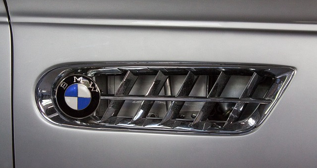 Händler muss Kaufpreis für defekten Neuwagen erstatten